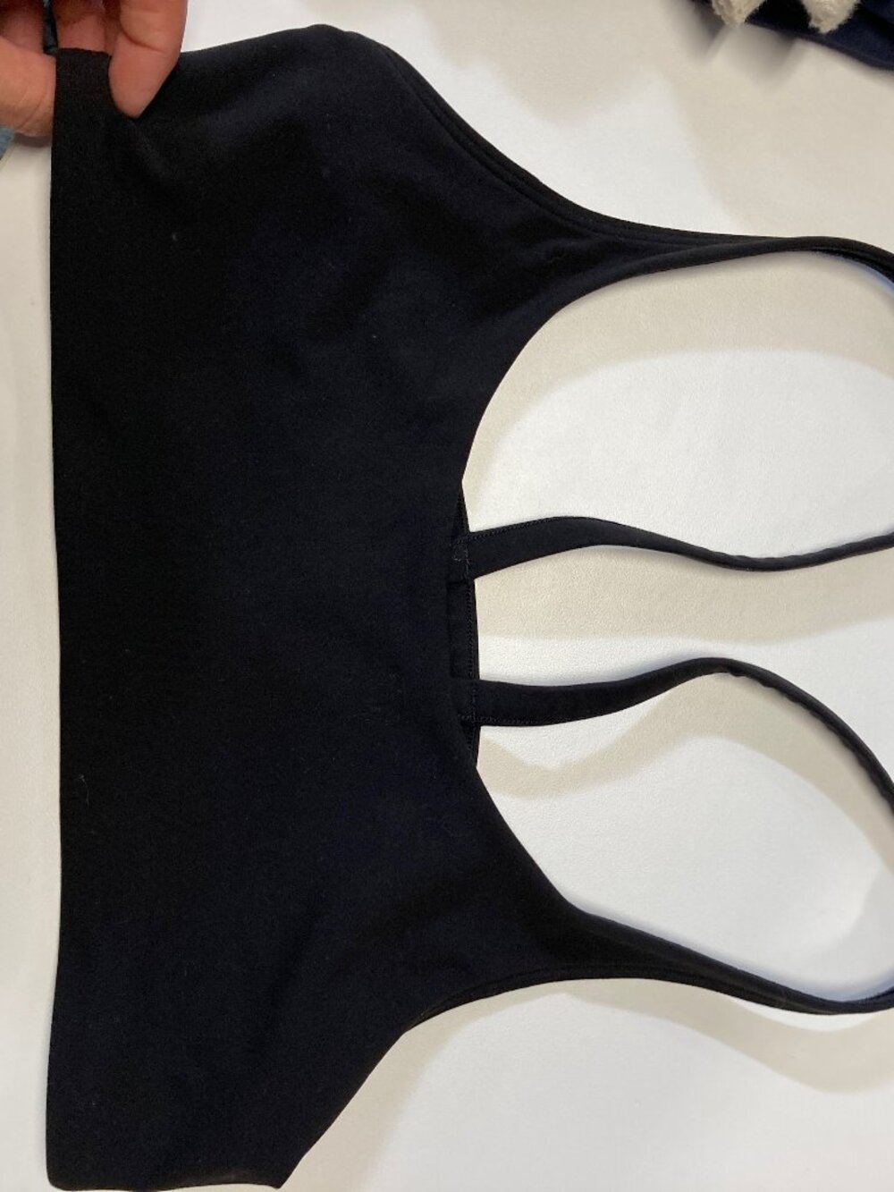 Vuori size Small S black strappy sports bra